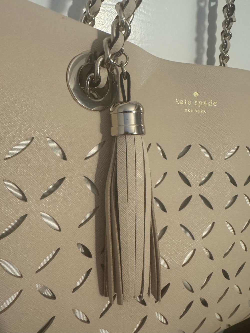 Kate Spade Light Beige Laser-Cut Maryanne Shoulder Bag with Tassel - Picture 4 of 14